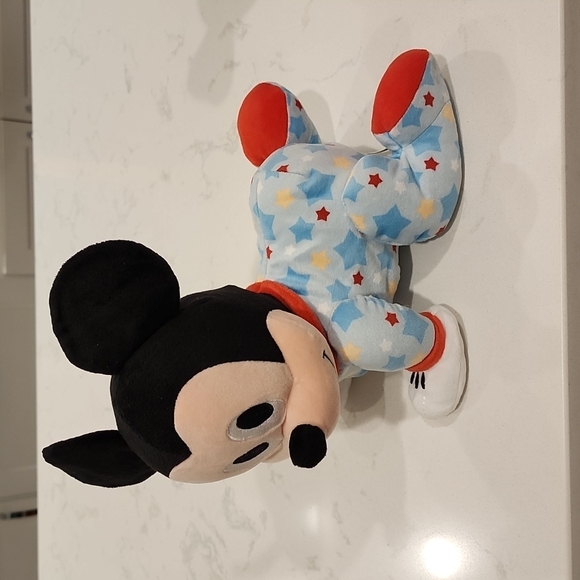 Crawling Mickey and Minnie - Picture 3 of 9